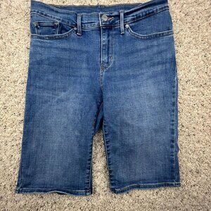 Levis Capris Women's Size 28 W28 Medium Wash Denim Shorts Jorts Cotton w Pockets